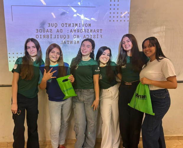 Acadmicos realizam atividade sobre exerccio fsico e equilbrio mental em Bela Vista